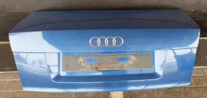 KLAPA BAGAŻNIKA AUDI A4 B6 SEDAN LZ5C
