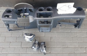 DESKA ROZDZIELCZA KONSOLA PODUSZKI SEAT IBIZA IV KOMBI LIFT