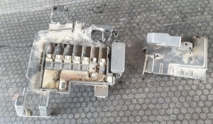 SKRZYNKA BEZPIECZNIKÓW 6R0937550A VW POLO V 6R 1.2 B