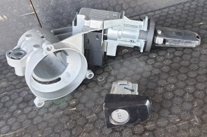 STACYJKA WKŁADKA KLUCZYK OPEL CORSA D 1.3 CDTI