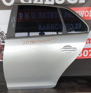 DRZWI LEWY TYŁ VW JETTA SEDAN LA7W