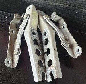 ZAWIASY MASKI KOMPLET SKODA OCTAVIA II