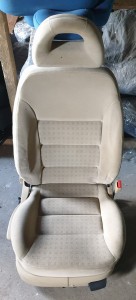 FOTEL PRAWY PRZÓD VW BORA GOLF IV