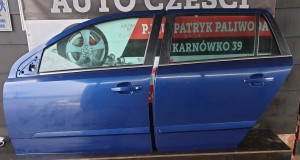 DRZWI LEWE PRZÓD TYŁ OPEL ASTRA H KOMBI Z21B