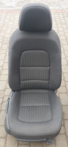 FOTEL PRAWY PRZÓD AUDI A4 B8