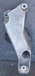 ŁAPA SILNIKA LEWA 8E0199307A VW AUDI A4 B6 2.0 ALT