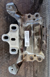 PODUSZKA ŁAPA  SILNIKA 5Q0199555AD SKODA OCTAVIA III 2.0 TDI DSG