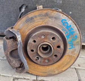 ZWROTNICA PRAWA LEWA 55703154 55703153 OPEL CORSA D 1.3 CDTI