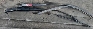 RAMIĘ WYCIERACZKI PRZÓD LEWE  5JB955409 5JB955410 SKODA RAPID LIFTBACK