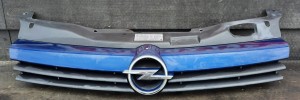 GRILL ATRAPA 13108463 OPEL ASTRA H III Z21B