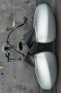 LUSTERKO ZEWNETRZNE PRAWE LEWE 3 PIN OPEL CORSA D 5D Z157