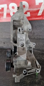 ŁAPA WSPORNIK ALTERNATORA 03L903143H AUDI A4 B8 2.0 TDI 