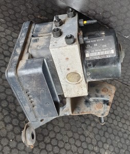 VW POLO 9N OKULAR 1.2 B POMPA ABS POLO 6Q0907379L 6Q0614117H