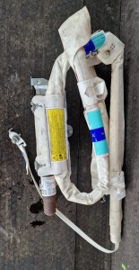 KURTYNA POWIETRZNA LEWA 13251619 OPEL ASTRA IV J 5D