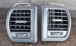KRATKA NAWIEWU PRAWA LEWA CHROM KOMPLET 5J0819701 5J0819702 SKODA ROOMSTER LIFT