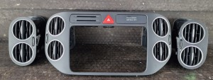 RAMKA RADIA KRATKI NAWIEWU KOMPLET 5M0819703K 5M0819703K VW GOLF V PLUS