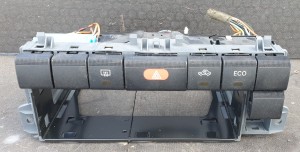 OPEL VECTRA B RAMKA PANEL PRZEŁĄCZNIKÓW 