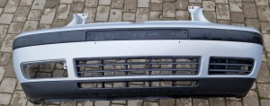 ZDERZAK PRZÓD VW GOLF IV LB7Z