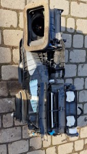 NAGRZEWNICA 1K1820003CD VW GOLF V 1.6 B 8V