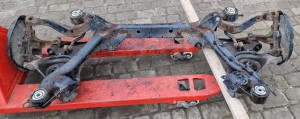 ZAWIESZENIE BELKA OŚ TYŁ AUDI A4 B6 1.8 T
