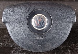 PODUSZKA AIRBAG KIEROWCY 3C0880201 VW PASSAT B6