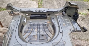 PAS TYLNY WANNA VW GOLF V HB 