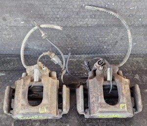 ZACISK HAMULCOWY TYŁ PRAWY LEWY VW TOUAREG