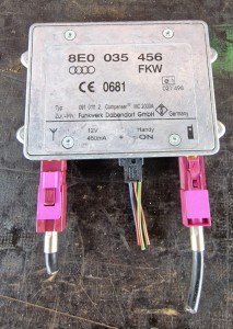 WZMACNIACZ ANTENY 8E0035456 AUDI A6 C5