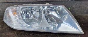 LAMPA PRAWA PRZÓD TYC SKODA OCTAVIA II