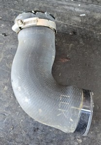 RURA WĄŻ INTERCOOLERA 8E0145837G SEAT EXEO 2.0 TDI