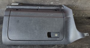 SCHOWEK PASAŻERA 1K1857114AB 1K1857097CH VW GOLF VI HB