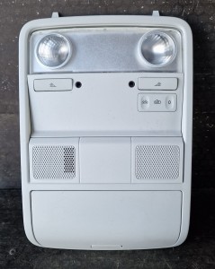 LAMPKA PODSUFITKI SCHOWEK 1K0947105 VW GOLF VI 3D 1.4 TSI