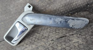 KLAMKA RĄCZKA WEWNĘTRZNA DRZWI PRAWA 6X0837114D VW LUPO