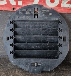 ŻALUZJA MASKOWNICA PASA PRZEDNIEGO 993332N AUDI A4 B8