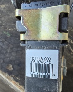 PODNOŚNIK MECHANIZM SZYBY PRAWY PRZÓD 1U1837402K 101448-200 SKODA OCTAVIA I