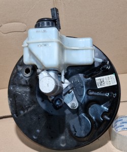 SERWO POMPA HAMULCOWA 3C1614105AP VW PASSAT B7 1.4 TSI