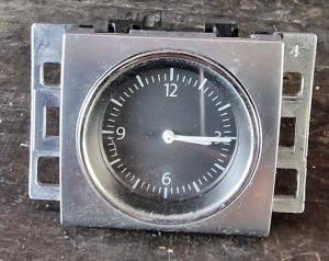 ZEGAR DESKI KONSOLI 3AA919204A VW PASSAT B7