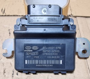 MODUŁ STEROWNIK ECU 59790-3Z500 HYUNDAI i40 1.7 CRDI