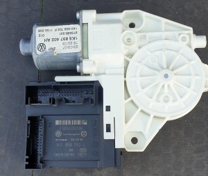 SILNICZEK PODNOSZENIA SZYBY 1K0959792L VW JETTA 