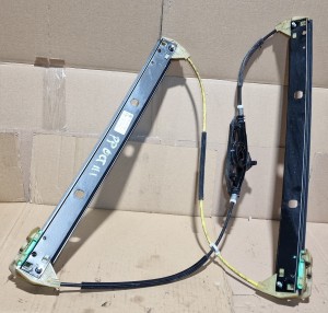 MECHANIZM SZYBY PRAWY PRZÓD  5E0837462 SKODA OCTAVIA III HB 1.4 TSI