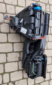 NAGRZEWNICA CLIMATIC 5K1820003M VW GOLF VI