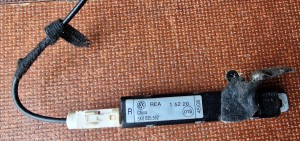 WZMACNIACZ ANTENY MODUŁ 5K0035552 VW GOLF VI