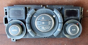 PANEL  NAWIEWU KLIMATYZACJI 96718462XT PEUGEOT 308 SW 1.6 HDI 