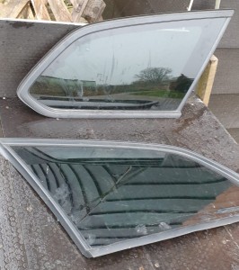 SZYBA KAROSERYJNA TYŁ Prawa OPEL ASTRA IV J 1.4 KOMBI