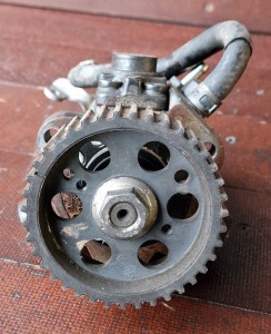 Pompa wtryskowa 55571005 OPEL Astra IV A20 DTH 