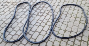 Uszczelki drzwi 9838518480 9847142380 9838518980 Opel Astra L VI Kombi 