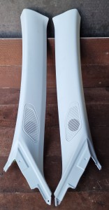 Osłona słupka prawa lewa  9836101480 9836101380 Opel Astra L VI Kombi 