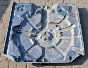 Pas tylny wanna 9677076580 9831731880 Opel Astra L VI Kombi