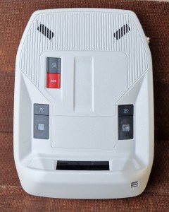 Lampka podsufitki oświetlenie kabiny 9839568880 Opel Astra L VI Kombi