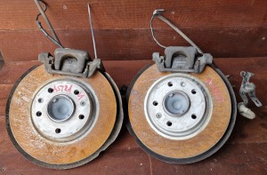 Piasta tarcza zacisk hamulcowy tył komplet 5x108 AF777006 Opel Astra L VI Kombi 1.5 cdti